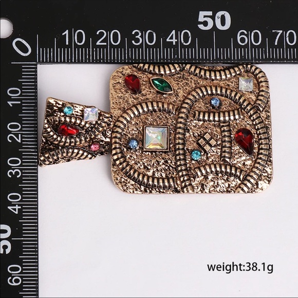 NWOT EARRINGS - Picture 3 of 5